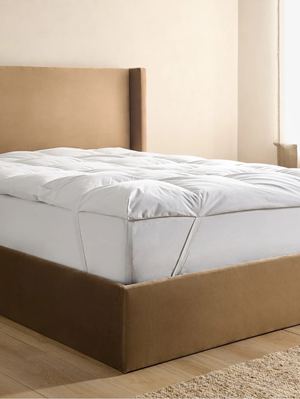QUINCE Premium Down Alternative Mattress Topper Queen 1259